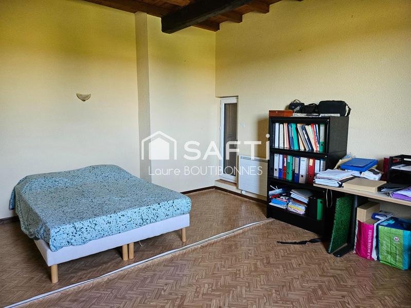 Maison - 400 m² - 6 pièces