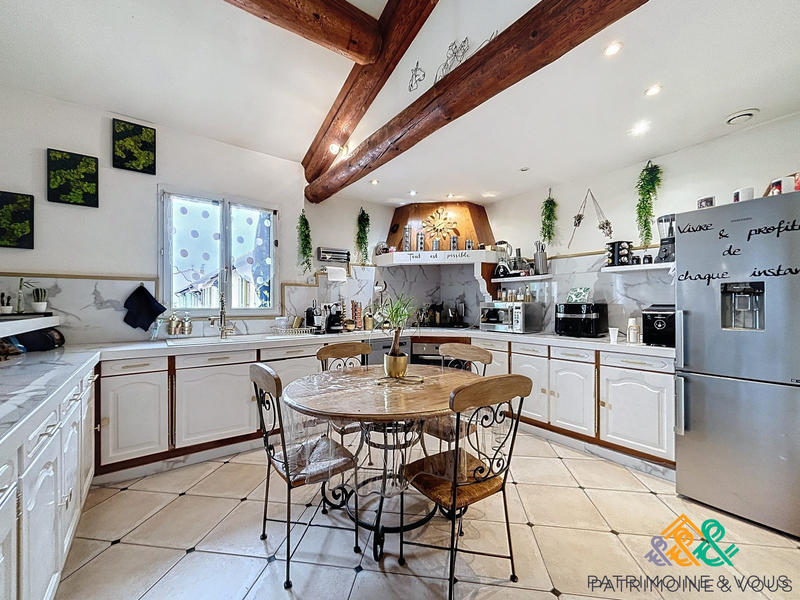 Appartement - 138 m² - 4 pièces