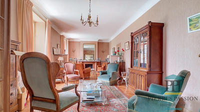 Maison - 163 m² - 6 pièces