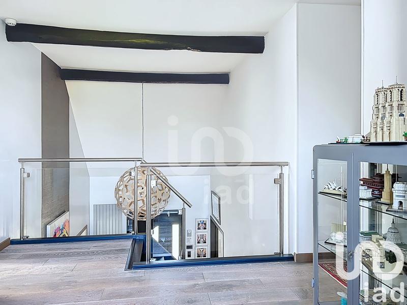 Maison - 380 m² - 8 pièces