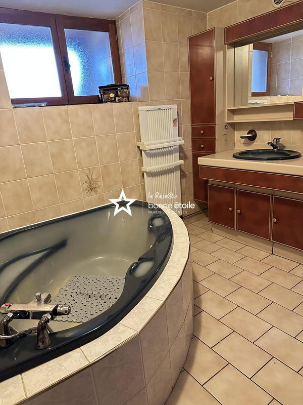 Maison - 163 m² - 6 pièces