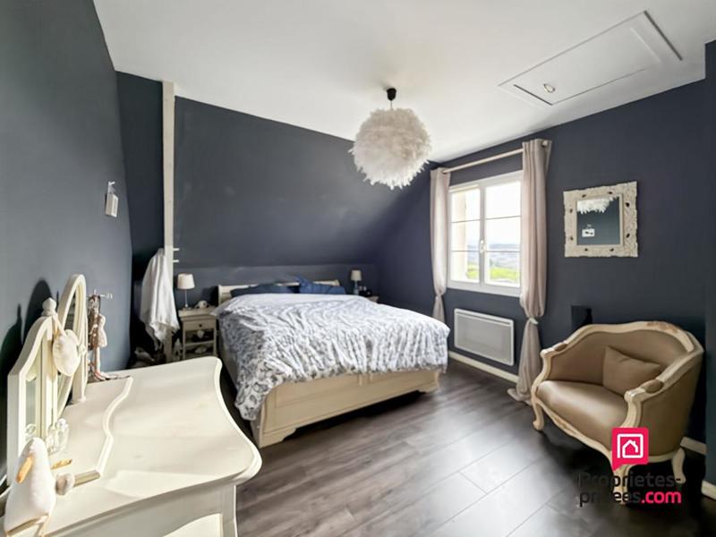 Maison - 186 m² - 5 pièces