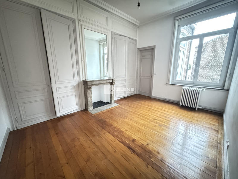 Appartement - 141 m² - 5 pièces