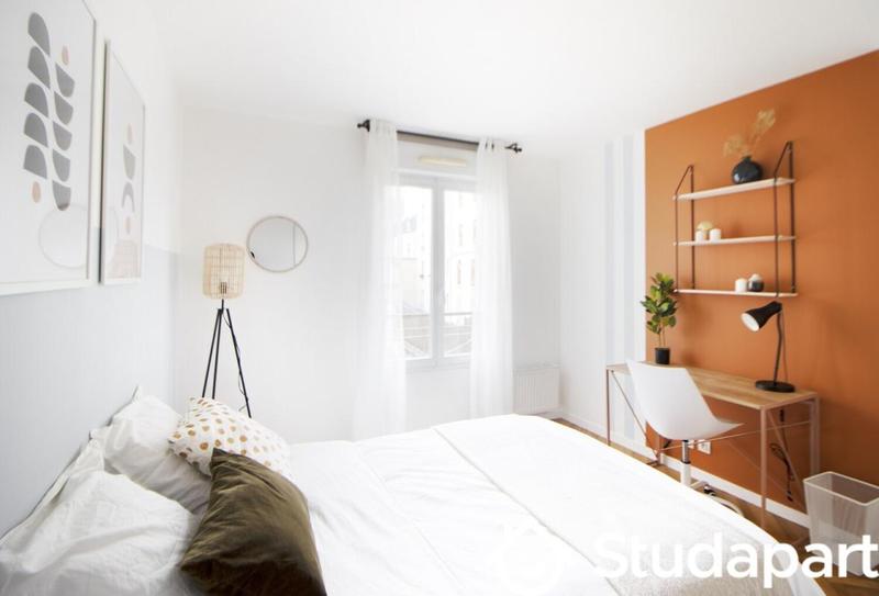Chambre - 13 m² - 1 pièce