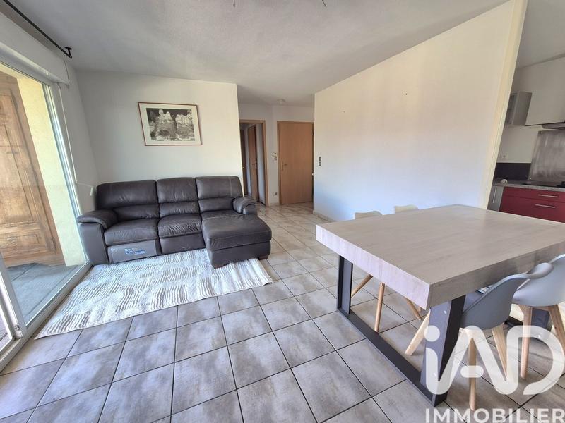 Appartement - 64 m² - 3 pièces