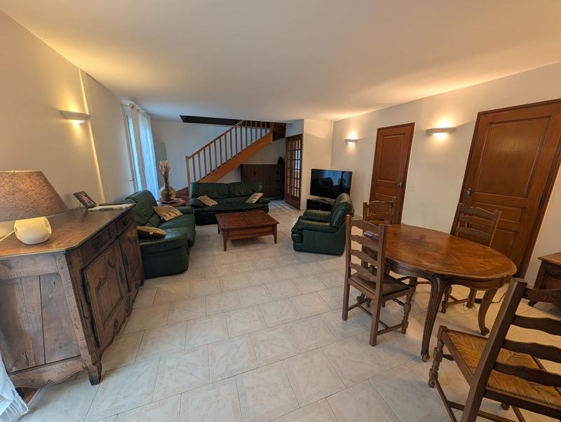 Maison - 127 m² - 8 pièces