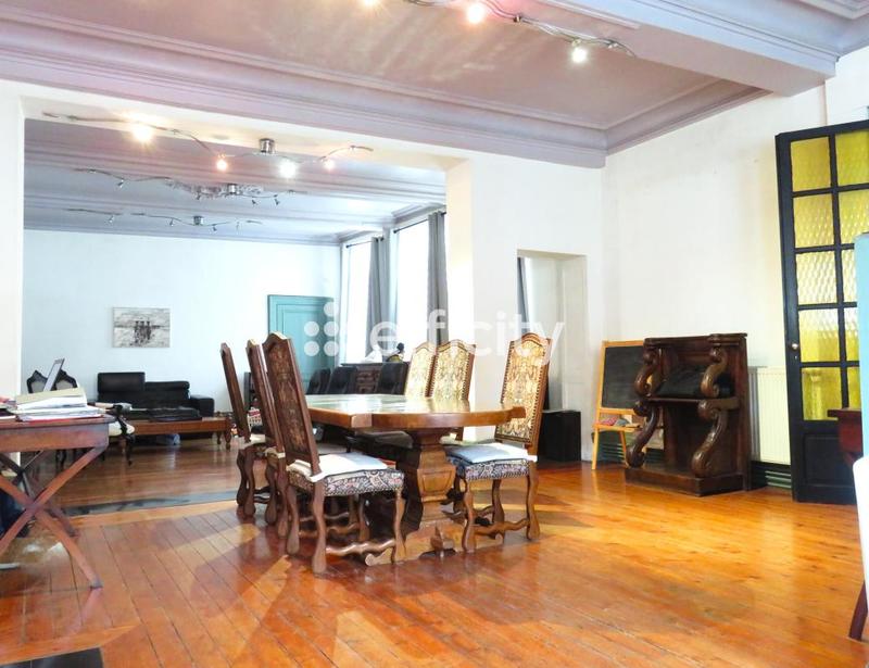 Appartement ancien - 154 m² - 5 pièces