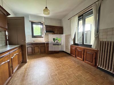 Maison - 194 m² - 7 pièces