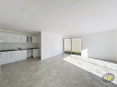 Maison - 98 m² - 4 pièces