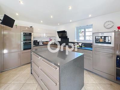 Maison - 139 m² - 5 pièces