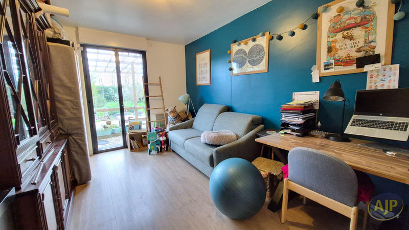 Maison - 169 m² - 7 pièces