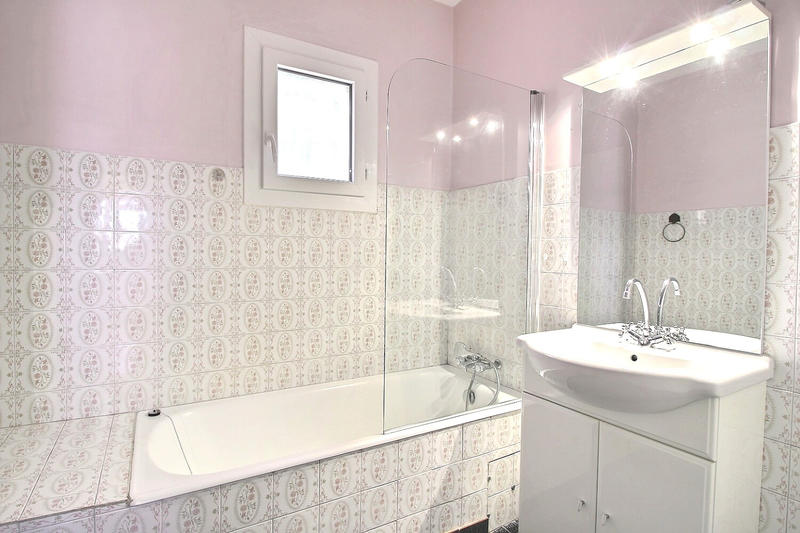 Maison - 98 m² - 5 pièces