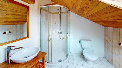 Loft - 80 m² - 4 pièces