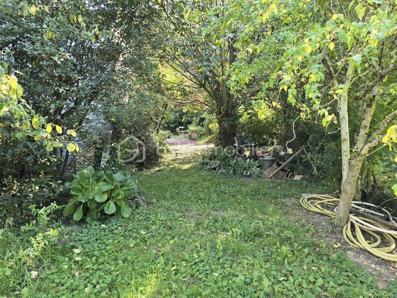 Propriété - 174 m² - 9 pièces