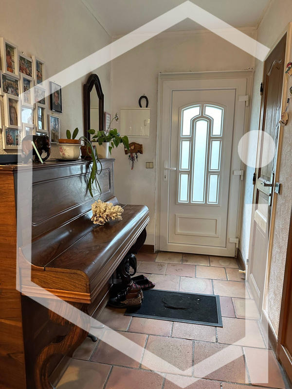 Maison - 92 m² - 4 pièces