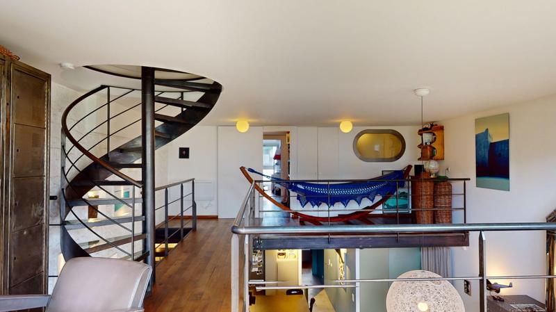 Duplex - 184 m² - 7 pièces