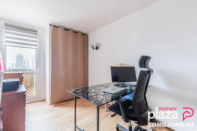 Appartement - 70 m² - 4 pièces