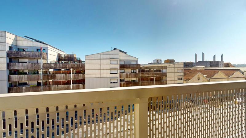 Appartement - 82 m² - 5 pièces