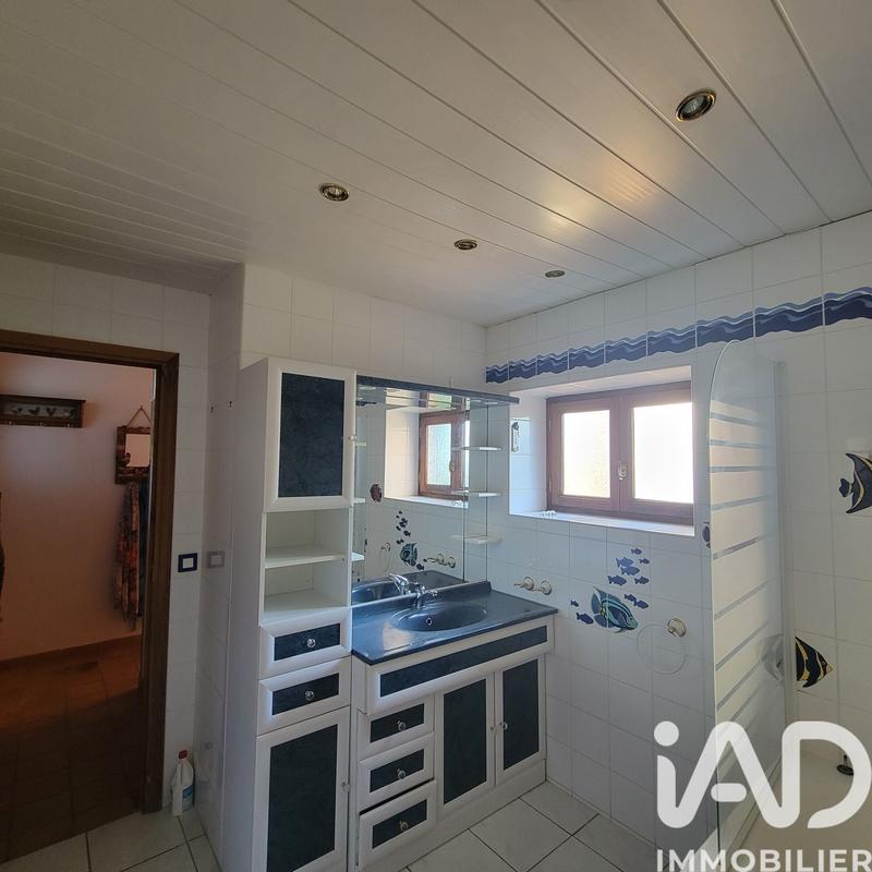 Maison - 227 m² - 6 pièces