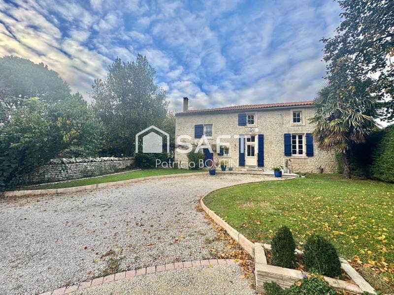 Maison - 167 m² - 8 pièces