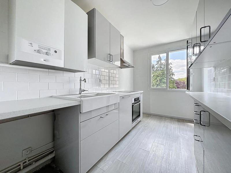 Appartement - 85 m² - 4 pièces