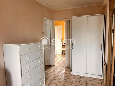 Maison - 95 m² - 5 pièces