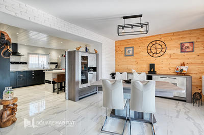 Maison - 140 m² - 6 pièces