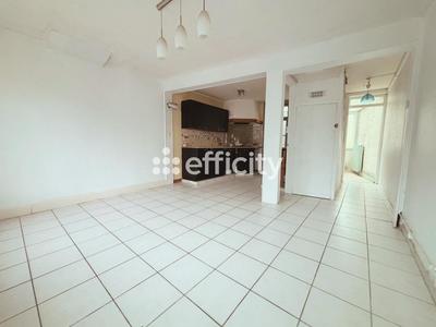 Maison - 70 m² - 3 pièces