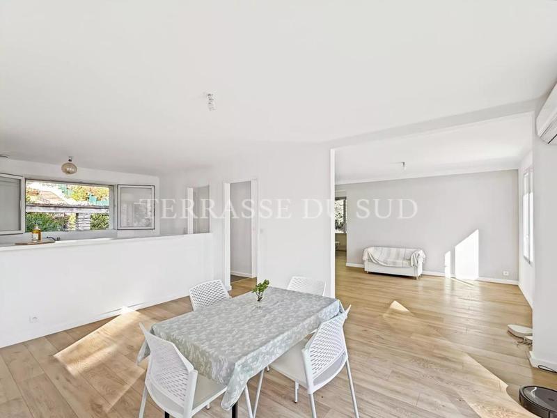 Maison - 94 m² - 4 pièces