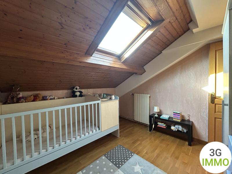 Maison jumelée - 115 m² - 6 pièces