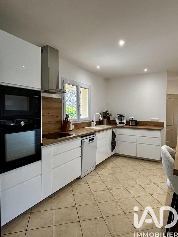 Maison - 110 m² - 5 pièces