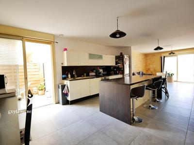 Appartement - 82 m² - 3 pièces