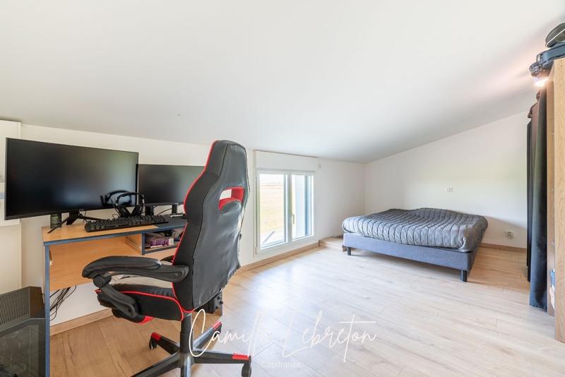 Maison - 140 m² - 5 pièces