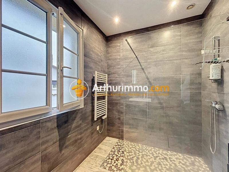 Maison - 165 m² - 5 pièces