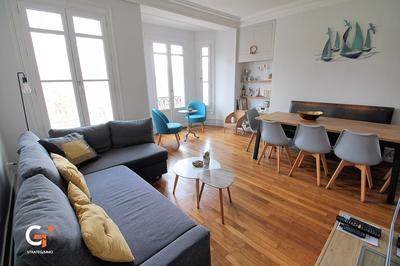 Appartement - 79 m² - 5 pièces