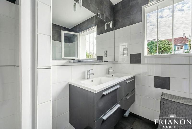 Château - 144 m² - 7 pièces