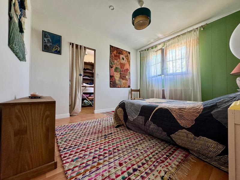 Maison - 220 m² - 10 pièces