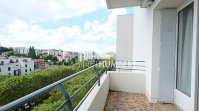 Appartement - 80 m² - 3 pièces