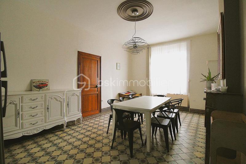 Maison de maîtres - 205 m² - 7 pièces