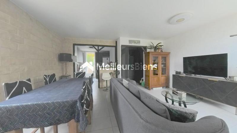 Maison - 97 m² - 5 pièces