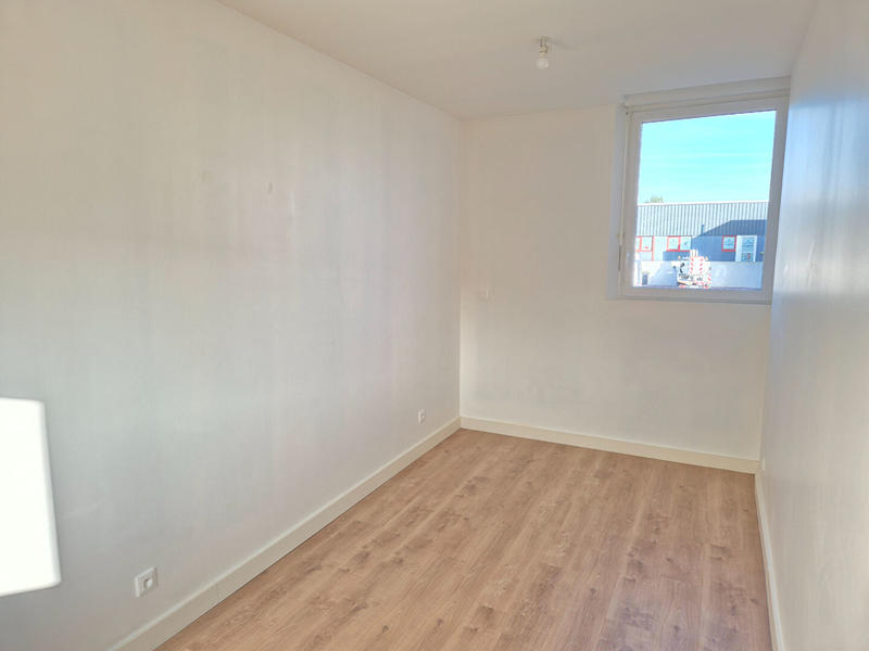 Maison - 81 m² - 5 pièces