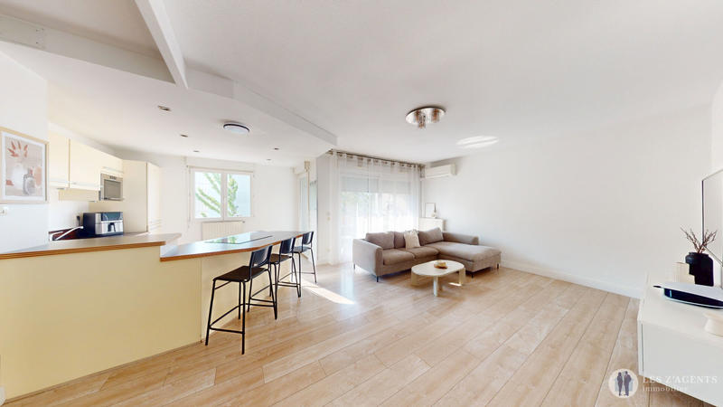 Appartement - 64 m² - 3 pièces