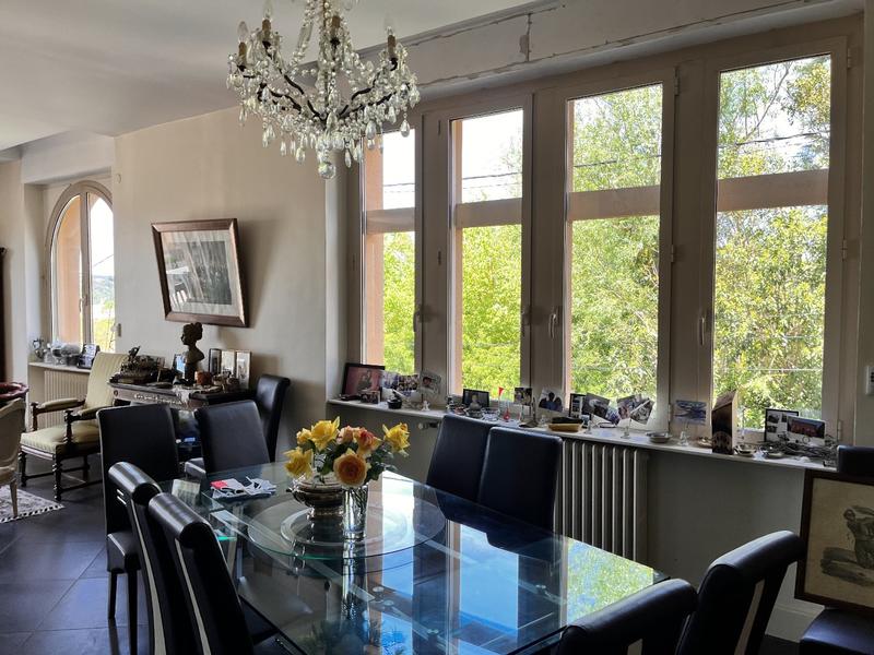 Maison de ville - 300 m² - 9 pièces