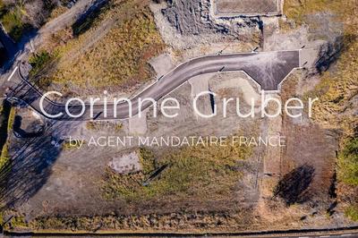 Terrain constructible - 939 m²