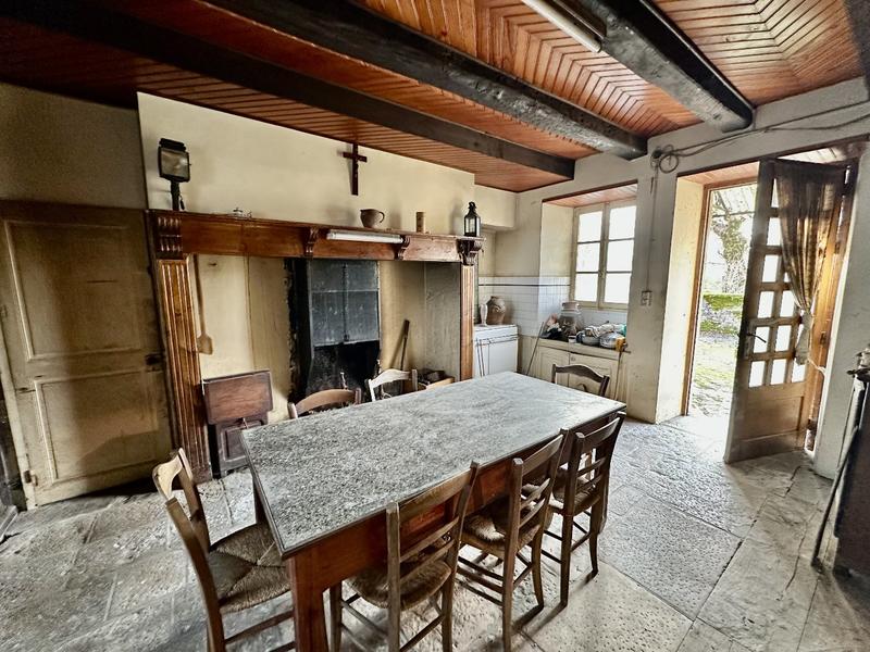 Maison - 224 m² - 13 pièces