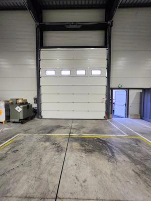 Local commercial - 1 641 m² - 2 pièces