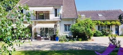 Demeure - 395 m² - 10 pièces