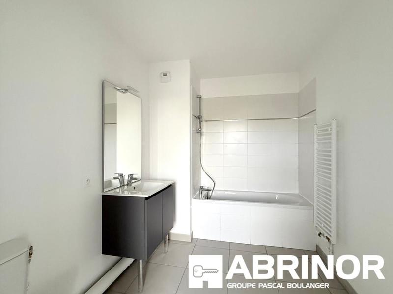 Appartement - 102 m² - 5 pièces