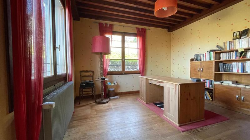 Maison - 251 m² - 13 pièces