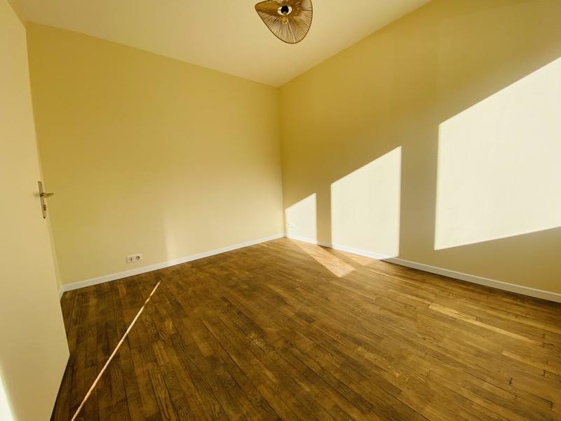 Bureau - 12 m² - 1 pièce